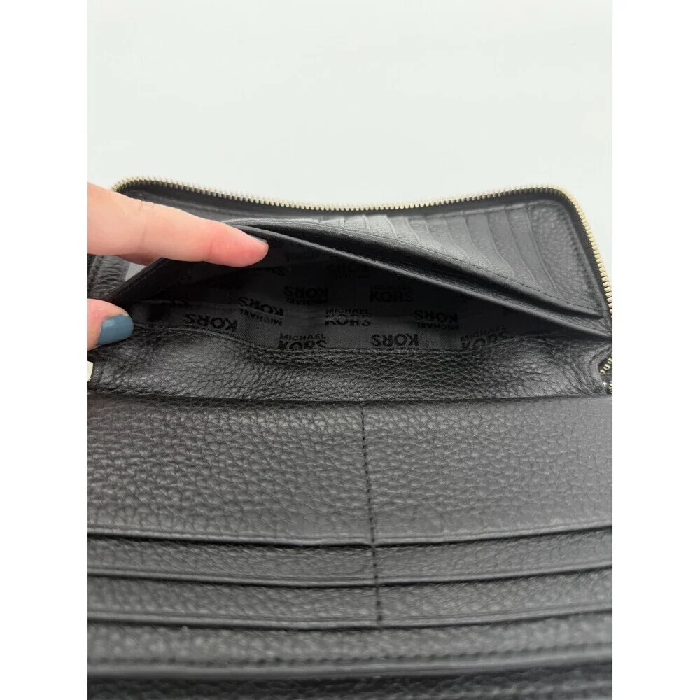 Michael Kors Jet Set Large Travel Continental Black Pebbled Leather Zip Wallet
